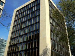 Solo West, Guiollettstraße in Frankfurt am Main